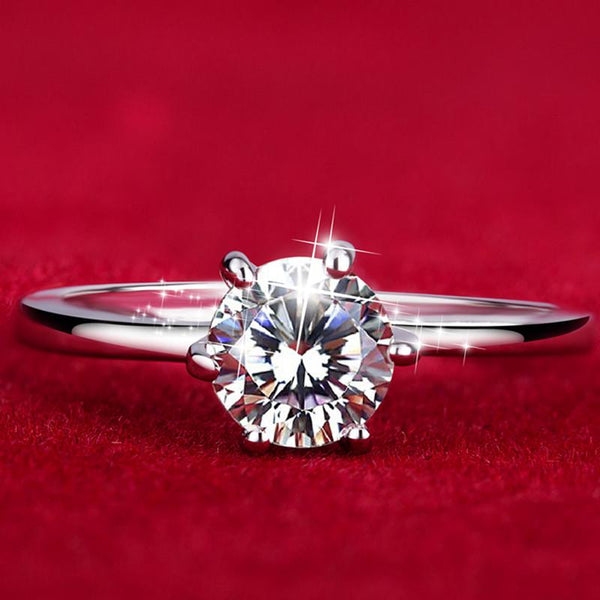 Signature Centrepiece Ring